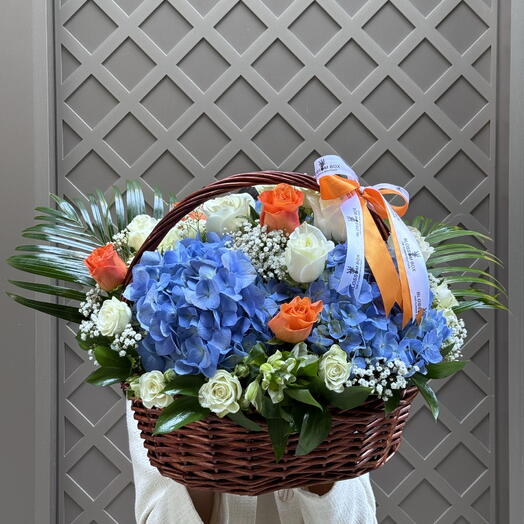 Basket with flowers