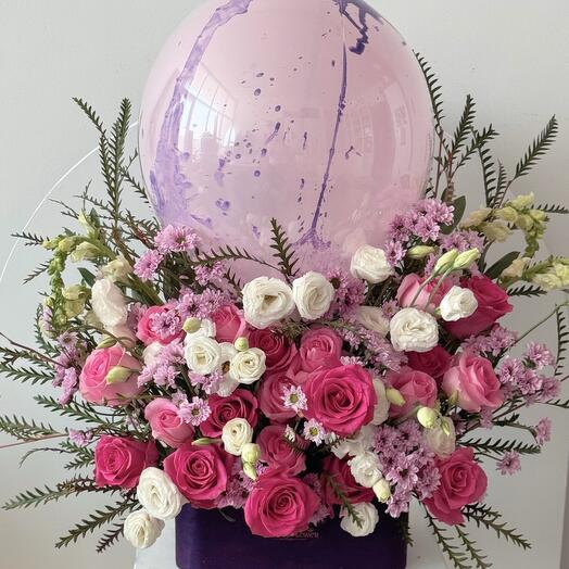 Pink and white flower Box -women ‘s day