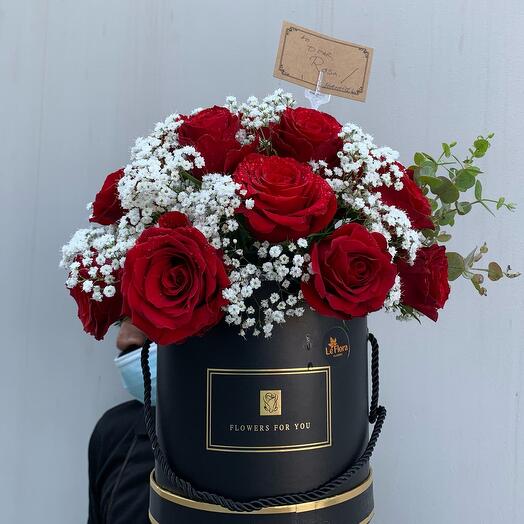 Романтический красный в чёрном