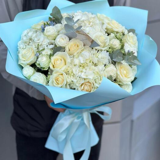 ГОРТЕНЗИЯ   РОЗЫ БУКЕТ