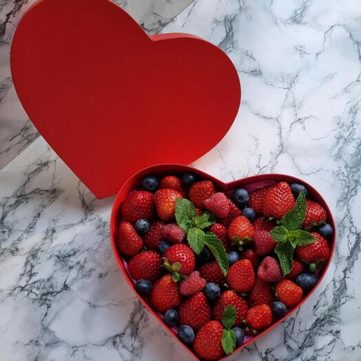 Red Heart with berries