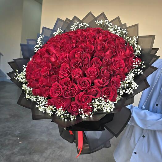 101 red roses with jypso