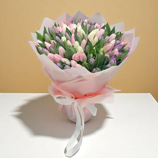Ramo de 51 tulipanes pastel