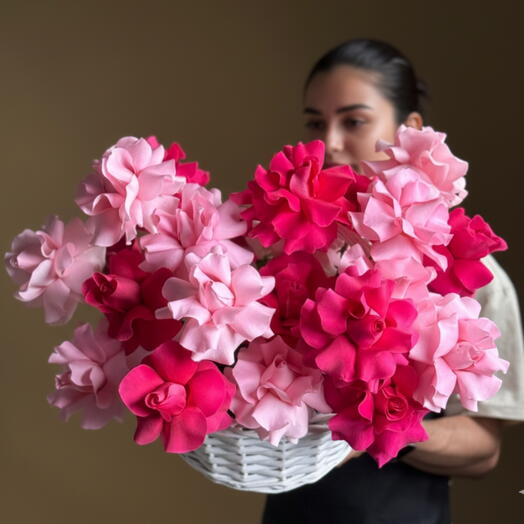 19 Premium Open Pink N Dark Pink Rose Bouquet - Ecuador