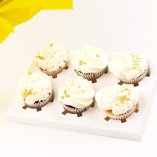 Кексы с белой шелковистой глазурью, 6 шт., подарочная коробка