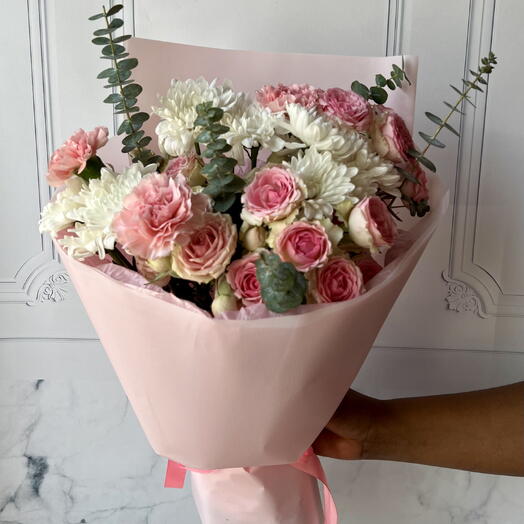 Sweetheart Spray Bouquet Small