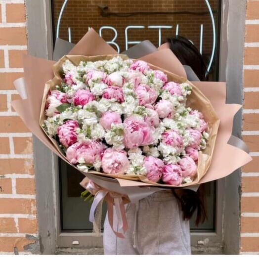 Mixed Pink Peony Bouquet--691