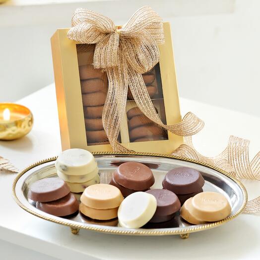 Подарочная коробка фисташковых шоколадных конфет Delight