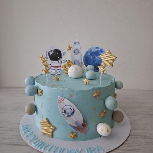 Astronaut Birthday Cake