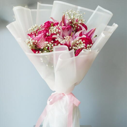 Вера - букет лилий и роз
