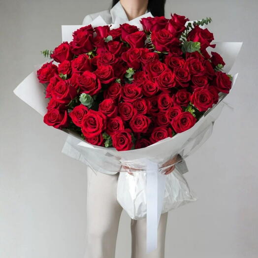 Saint Valentine- Premium Red Rose Bouquet