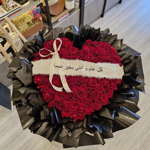 Букет Делюкс из 100 красных роз