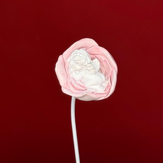 Розовая лепестковая мечта