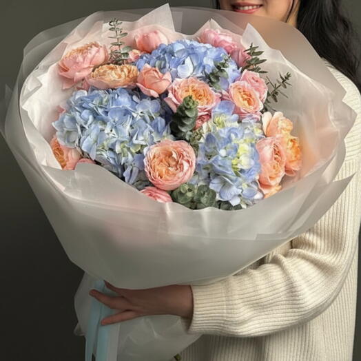 Букет «Элегантность в цвету»