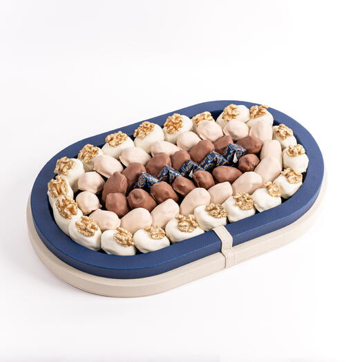 Фирменная коллекция шоколадных фиников к Иду