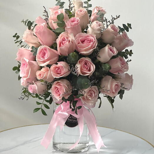 Elegant Pink Rose Vase