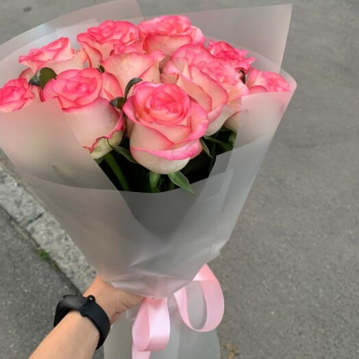 10 Premium Pink Roses Bouquet