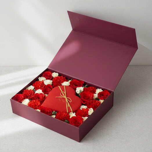 Подарочная корзина Полуночный сад любви