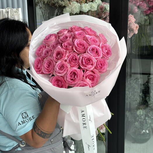 25 pcs of Rivival Roses
