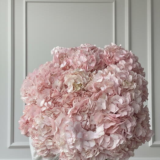 Flowers bouquet with light pink hydrangeas 21 pcs