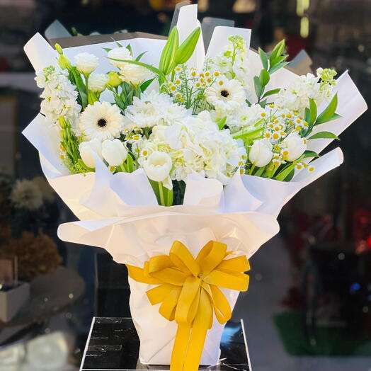 Ramo blanco elegante