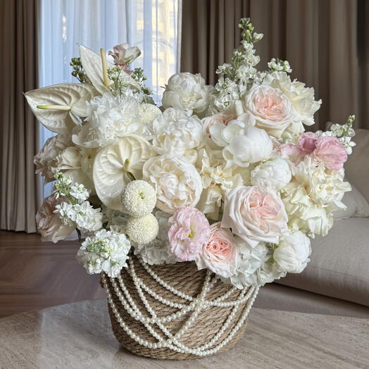 «Versailles» basket (size L) — anthurium, Ohara rose, peony