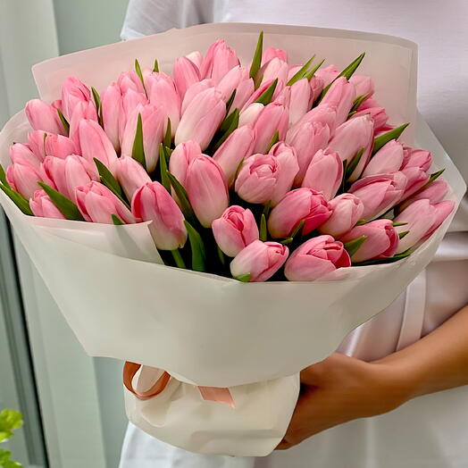 💗 Бесконечное цветение – букет из 51 розового тюльпана | Роскошные романтические цветы в Дубае