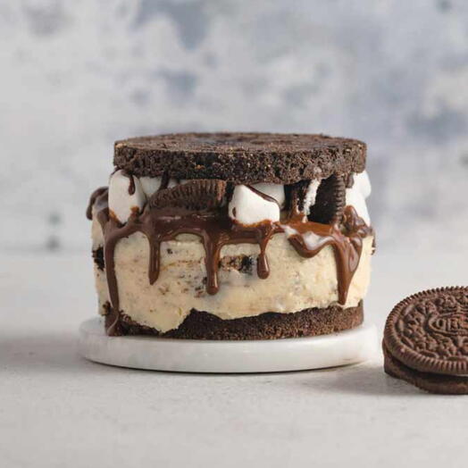 Oreogasm Chocolate Oreo Mini Cheesecake Sandwich