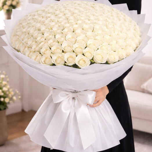 200 white roses