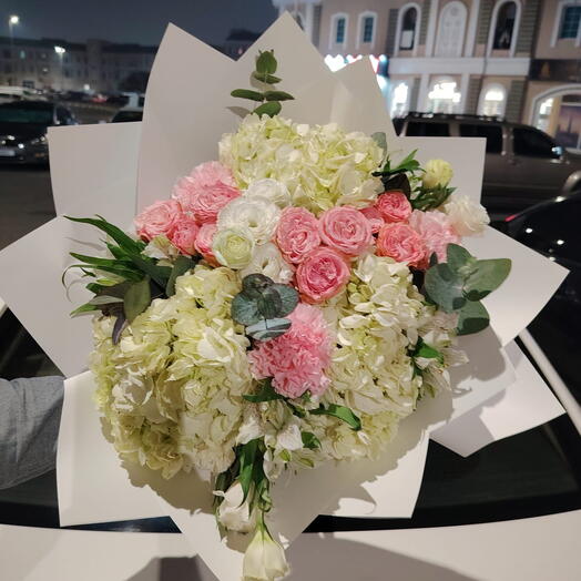 Hydrangea Mixed Flower Bouquet