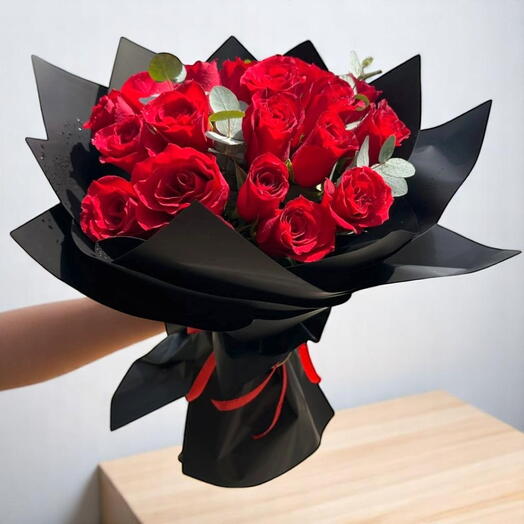 21 Red Roses Romantic Valentine s Bouquet