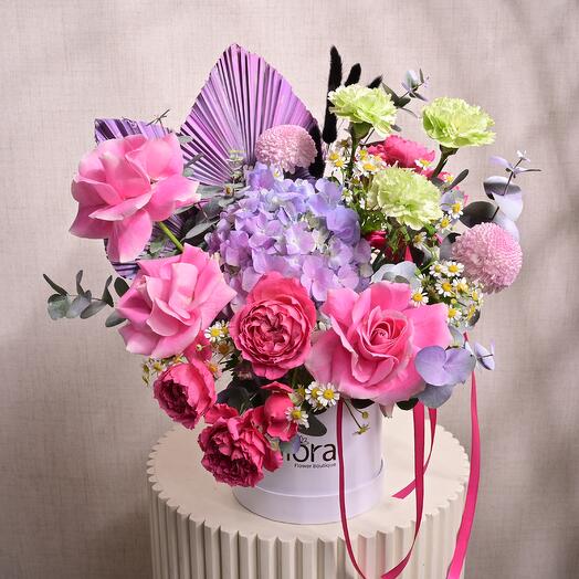 Mixed Pink and Purple Bloom Box  6817