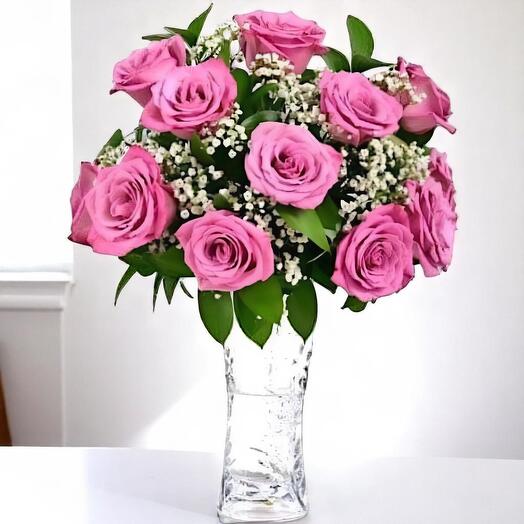 Цветок любви | Розовые розы   Гипсофила в стеклянной вазе | Романтическая цветочная композиция