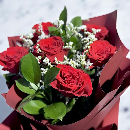 Half dozen red bouquet