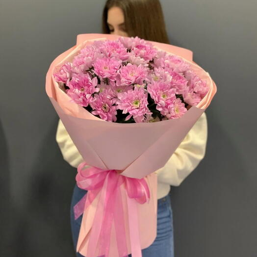 Fierce – Букет из 51 розовой хризантемы – Подарок на годовщину рождения для неё