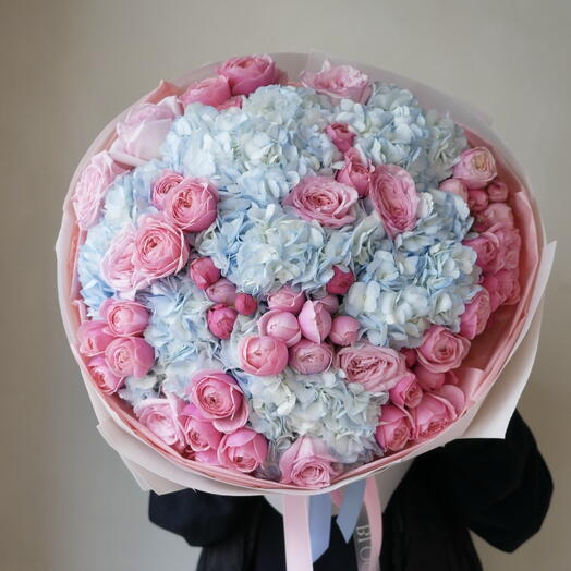 Розовый   Голубой" – Гортензия с розовыми пионами Роскошный букет для годовщины или дня рождения