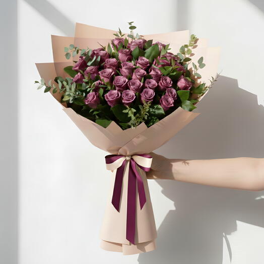 Púrpura Real 51 Rosas