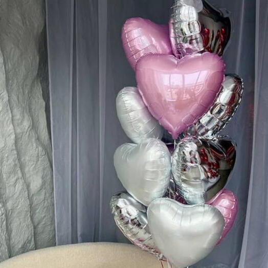 Bouquet de cœurs roses, argentés et blancs