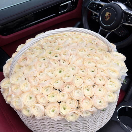 Премиум кремовый ранункулюс