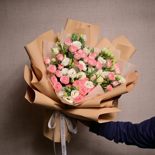 Розовая Мадам Бомбастик Белая эустома 6150