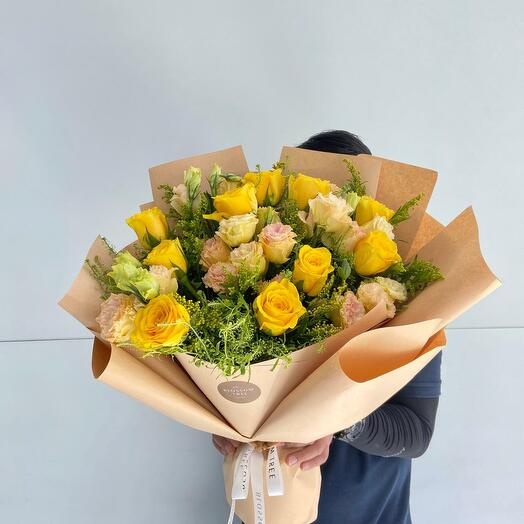Sunset Peaches | Yellow Roses | Lisianthus Peach