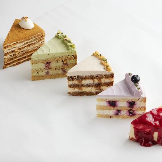 Коллекция фирменных тортов