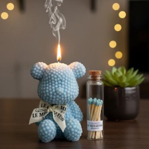 Teddy scented candle with match sticks