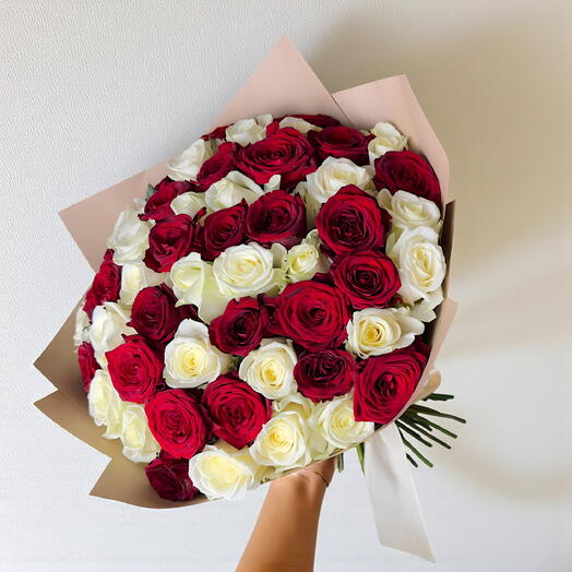 Luxe 51 roses mixtes | Pure Passion Dubaï Romance
