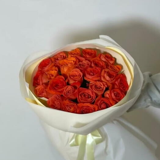 Премиум-букет из 25 оранжевых роз