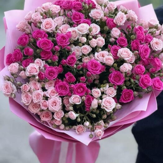 Fushia pink Spray Rose Bouquet