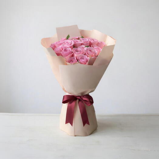 Soft Pink Roses Bouquet – 21 Flowers
