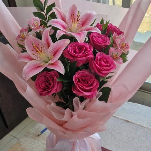 Румяно-розовый