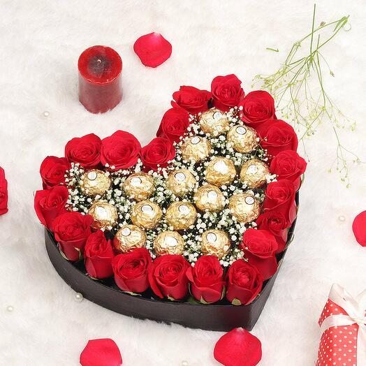 Heart Of Red Roses And Ferrero Rocher Chocolates
