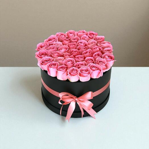 Розы Revival Pink в большой коробке